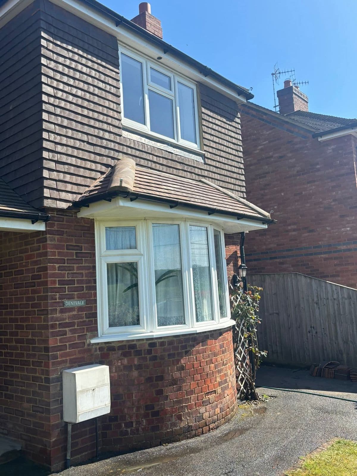 Bay window roof after replacement